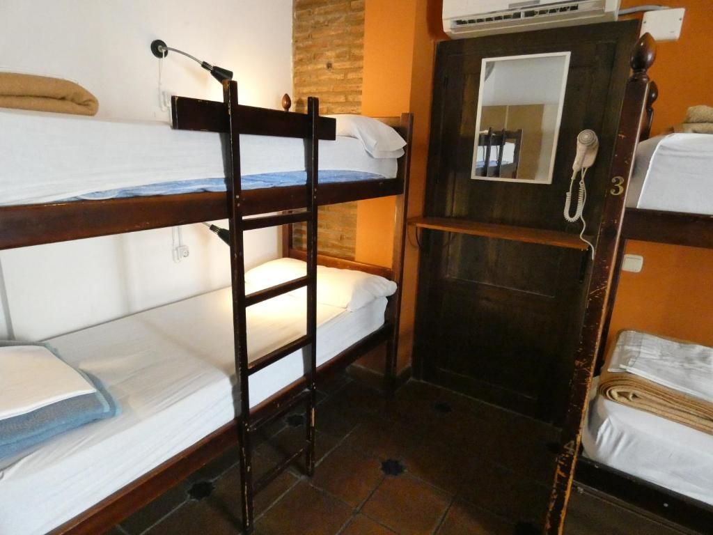Oasis Backpackers Hostel Granada фото 17