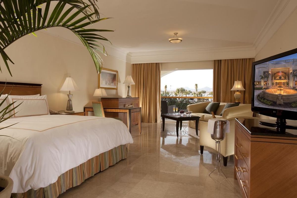 Le Royale Collection Luxury Resort фото 2