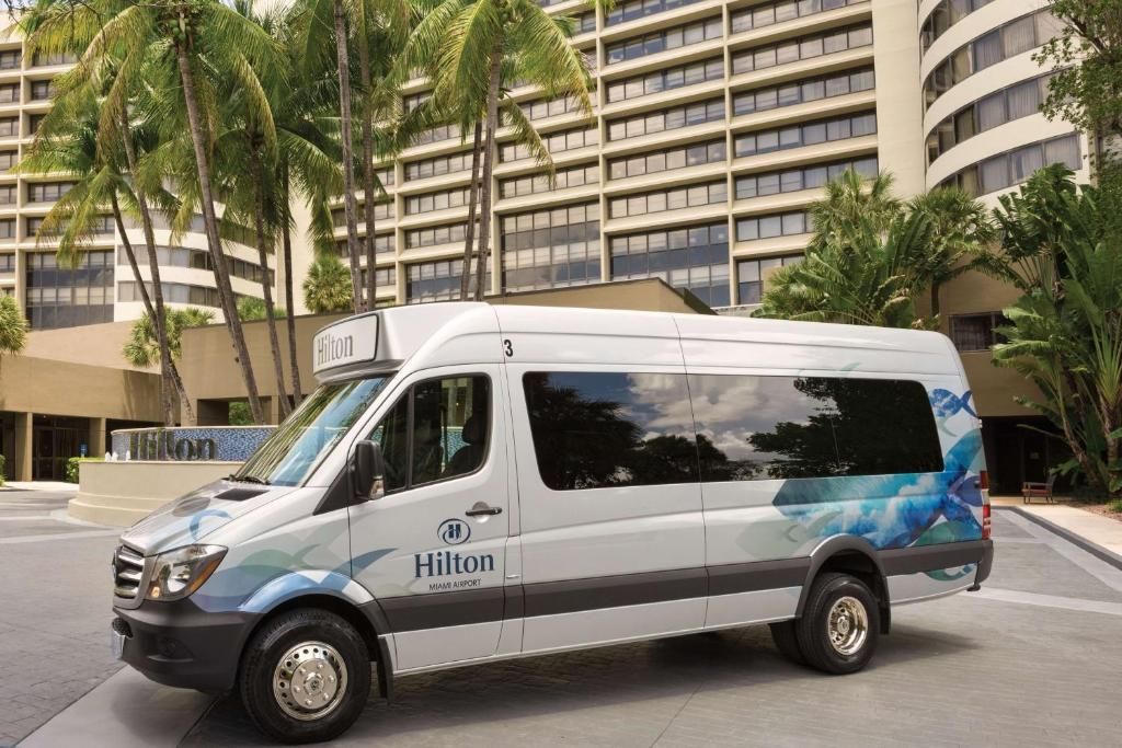 Hilton Miami Airport Blue Lagoon фото 30