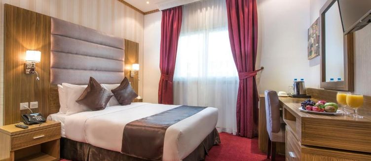 Фото отеля Royal Tulip Hotel