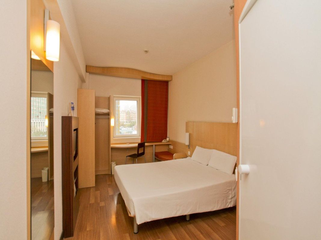 Hotel Ibis Dalian Sanba Square фото 4
