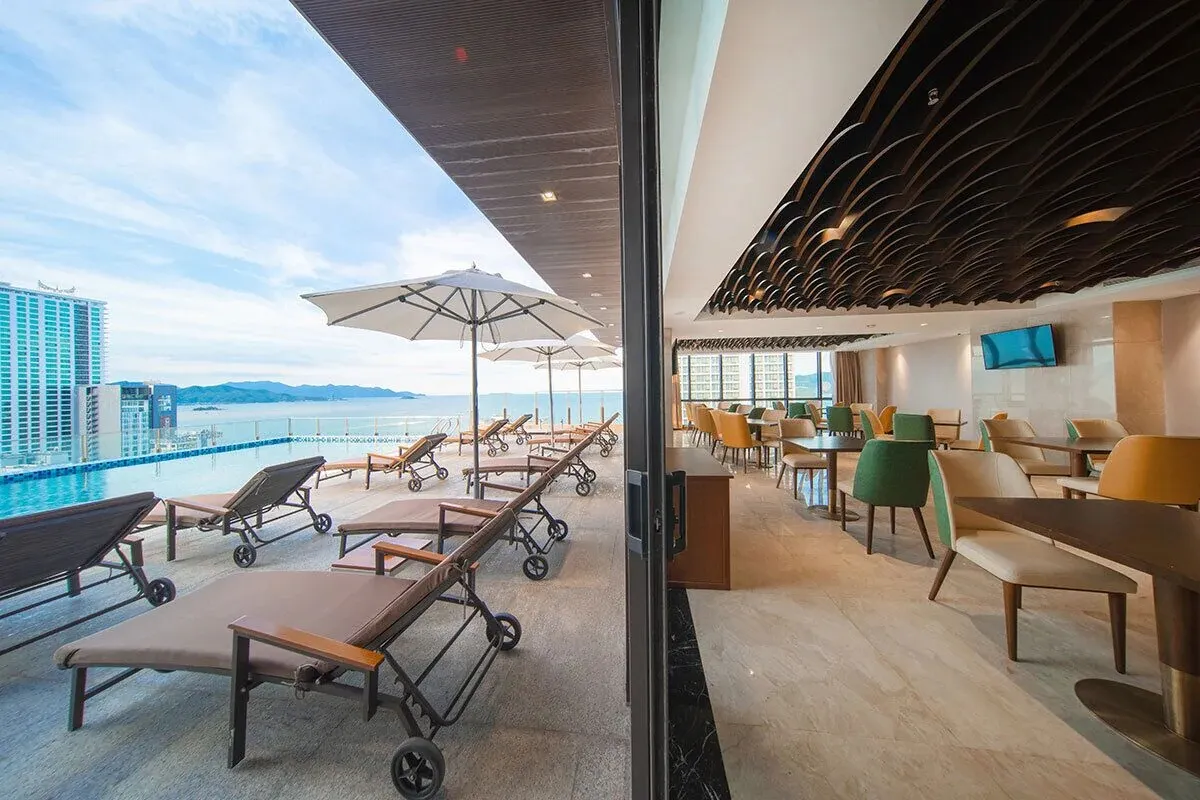 Green Beach Hotel фото 7