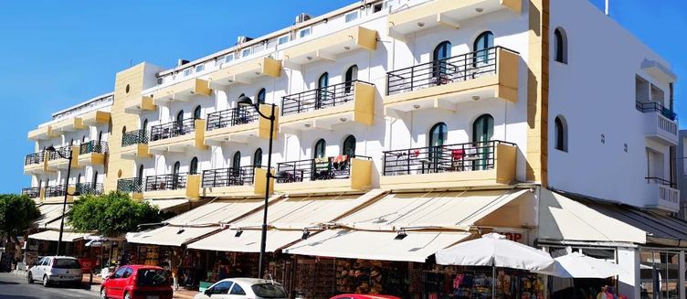 Фото отеля Pela Maria Hotel (Adults Only)