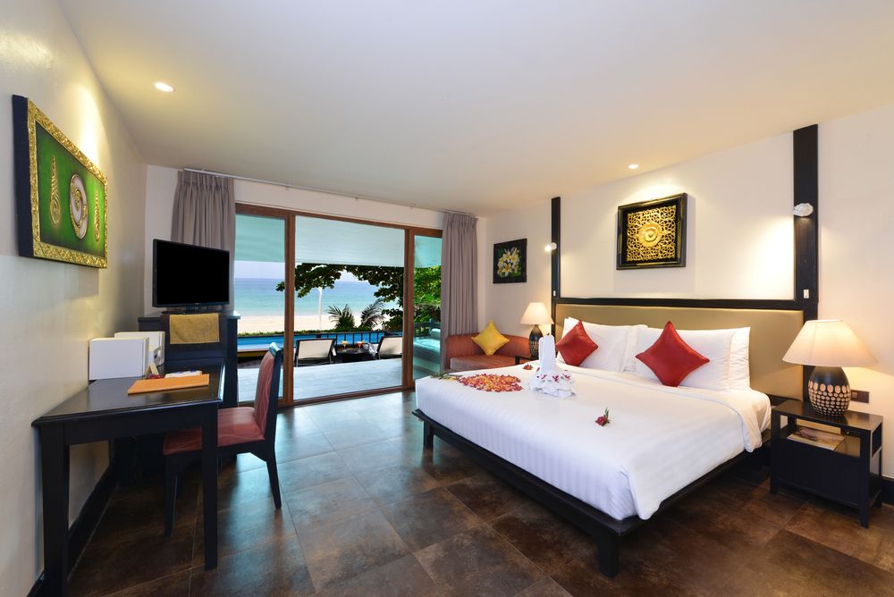 Andaman White Beach Resort фото 47