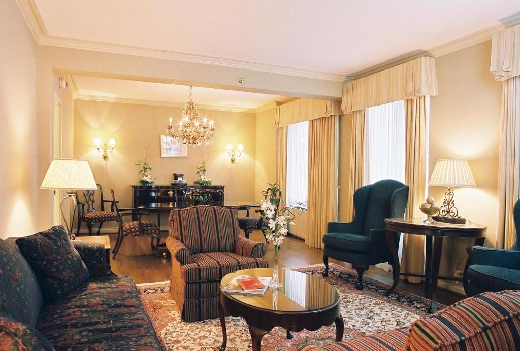 The Whitehall Hotel фото 32