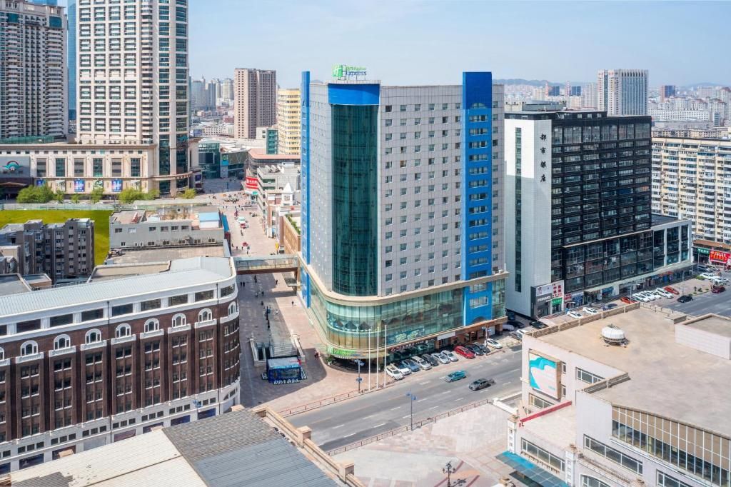 Holiday Inn Express Dalian City Center фото 23