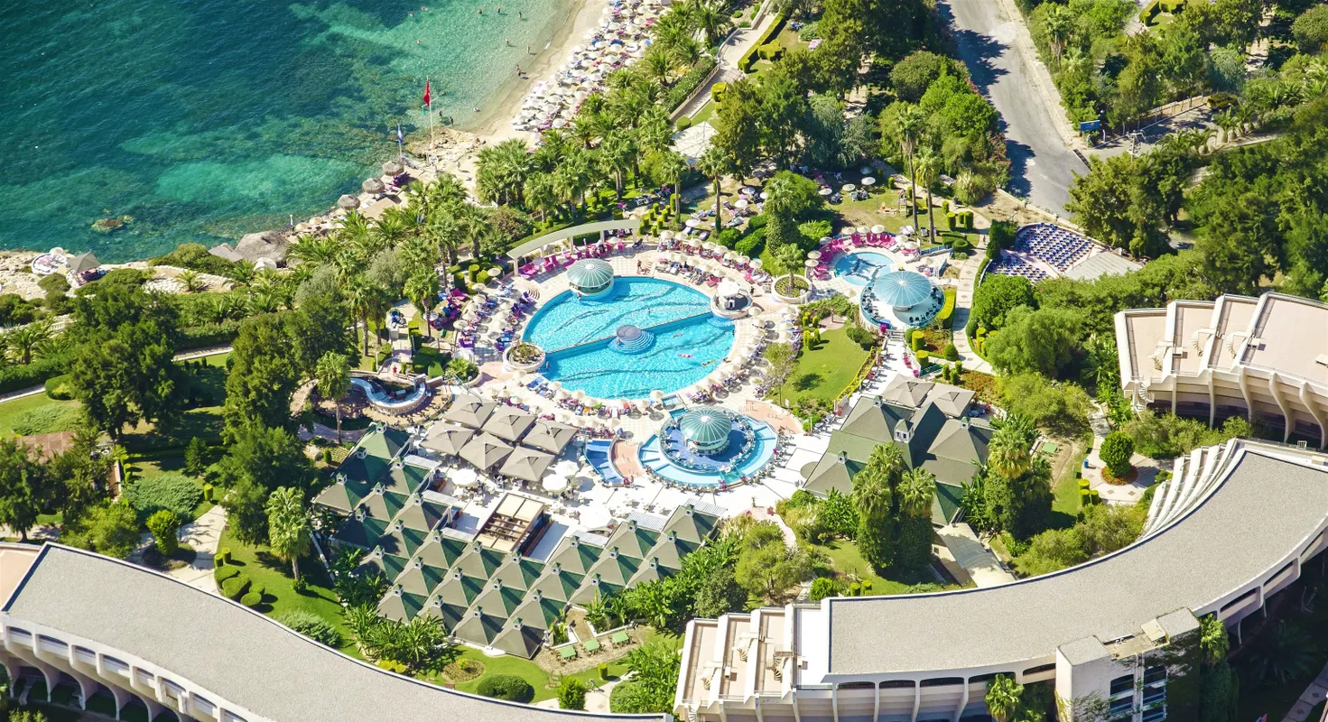 The Grand Blue Sky International Hotel фото 1