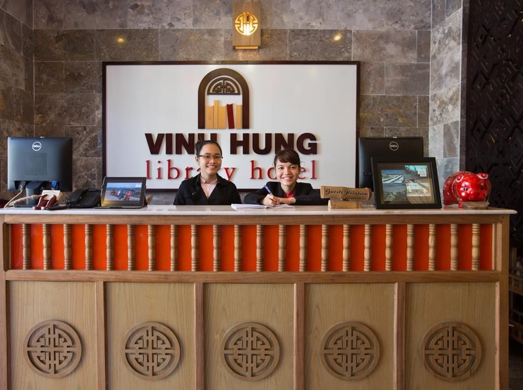 Vinh Hung Library фото 20