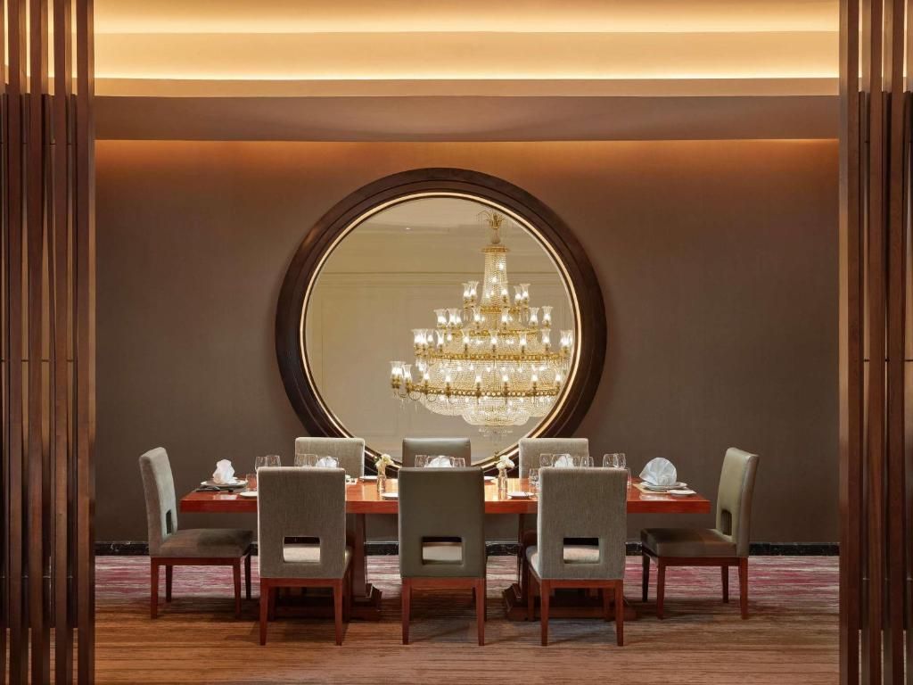 Movenpick Hotel Hanoi фото 31