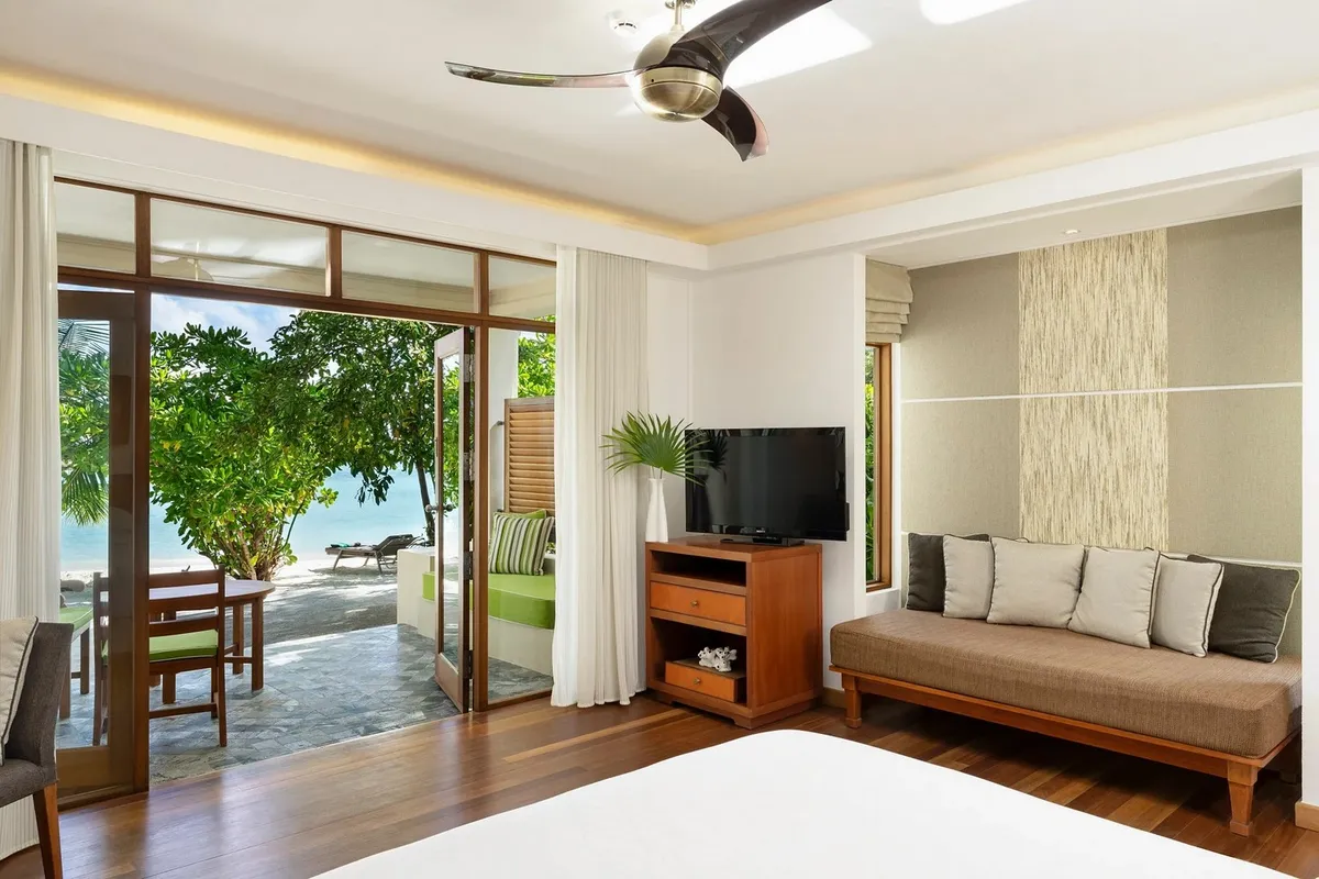 Niva Kurumba Maldives фото 4