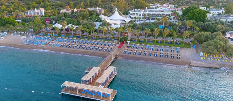 Фото отеля Latanya Park Resort