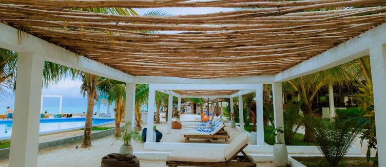 Фото отеля Jambo Resort by Mambo Hotels