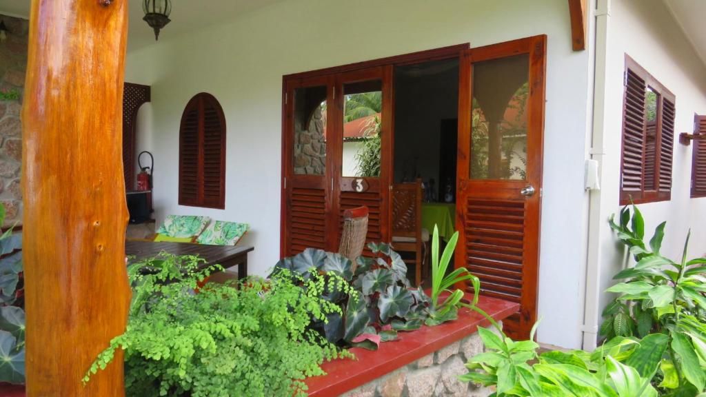 The Islanders Guest House фото 93