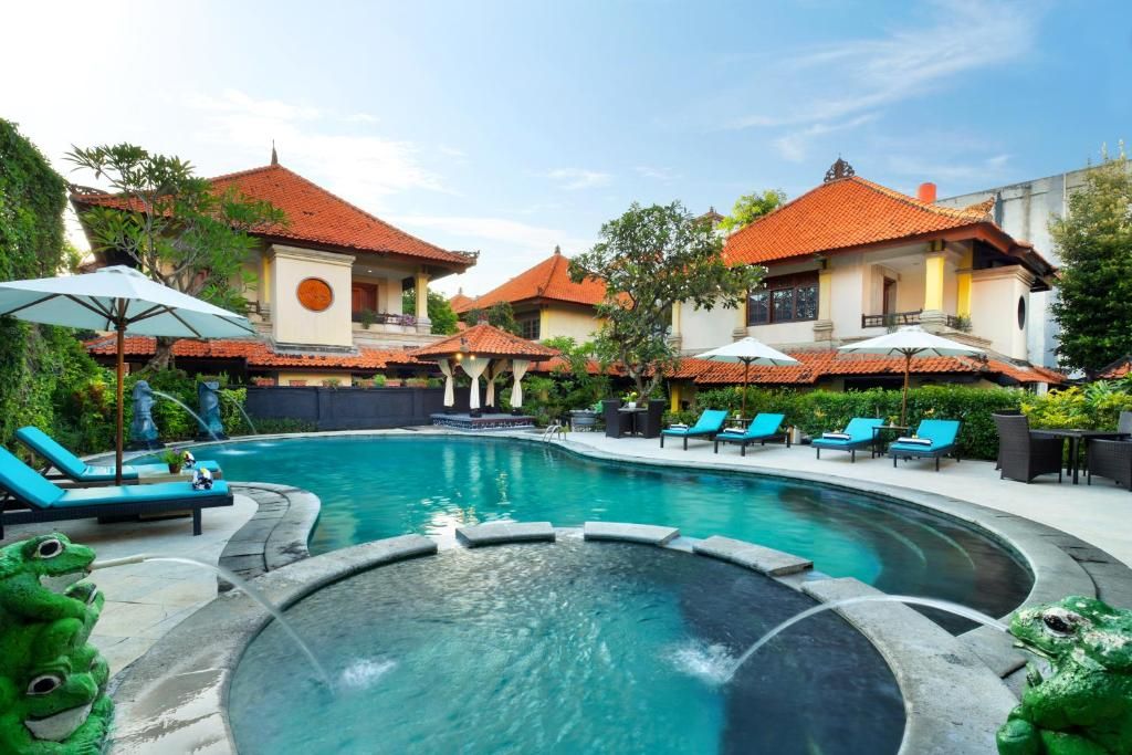 Royal Tunjung Hotel & Villa Legian фото 37
