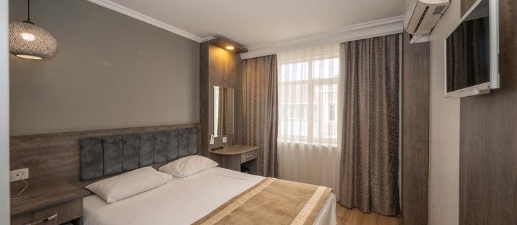 Фото отеля Yaztur Hotel