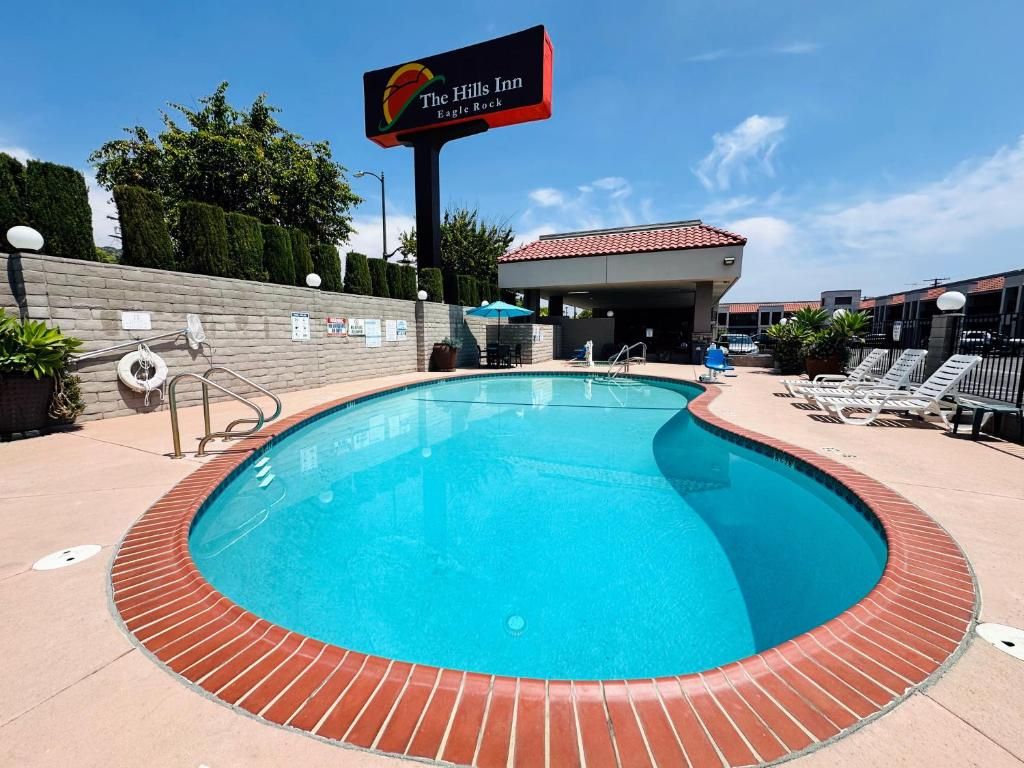 Comfort Inn Near Old Town Pasadena in Eagle Rock CA фото 75