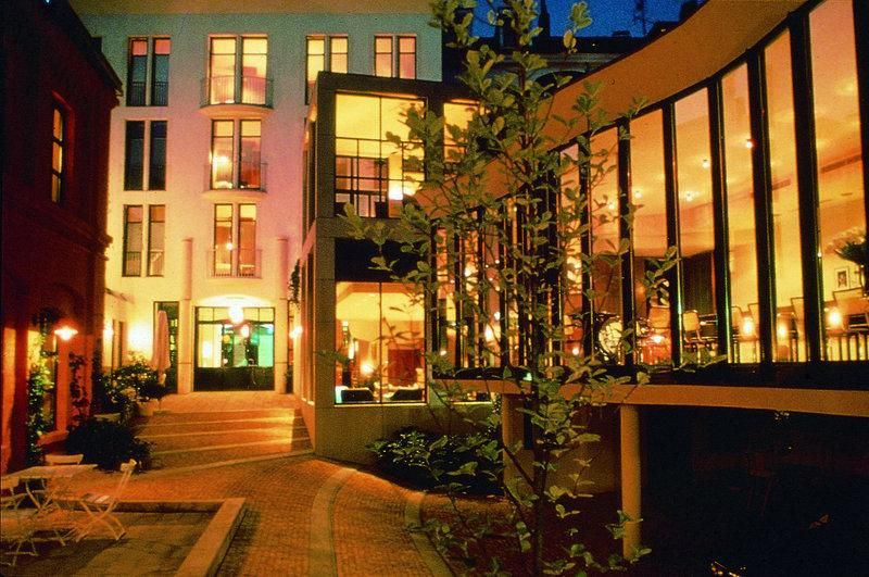 Favored Hotel Domicil фото 40