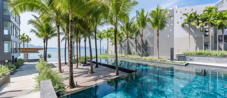 Фото отеля Oceanfront Beach Resort & Spa