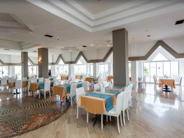 Roseira Beach Resort фото 18