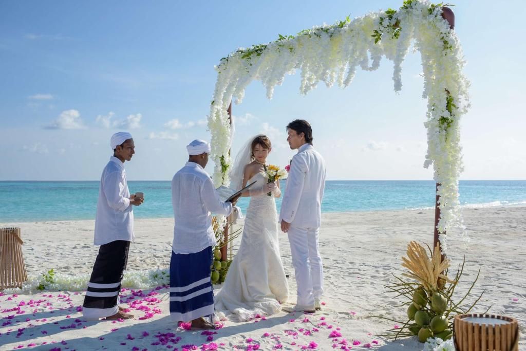 Outrigger Maafushivaru Maldives Resort фото 60