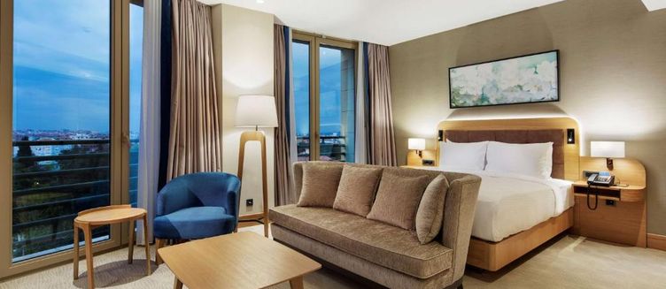 Фото отеля DoubleTree by Hilton Istanbul Tuzla
