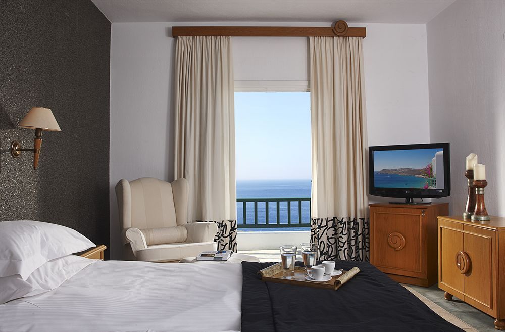 Royal Myconian - Leading Hotels of the World фото 38