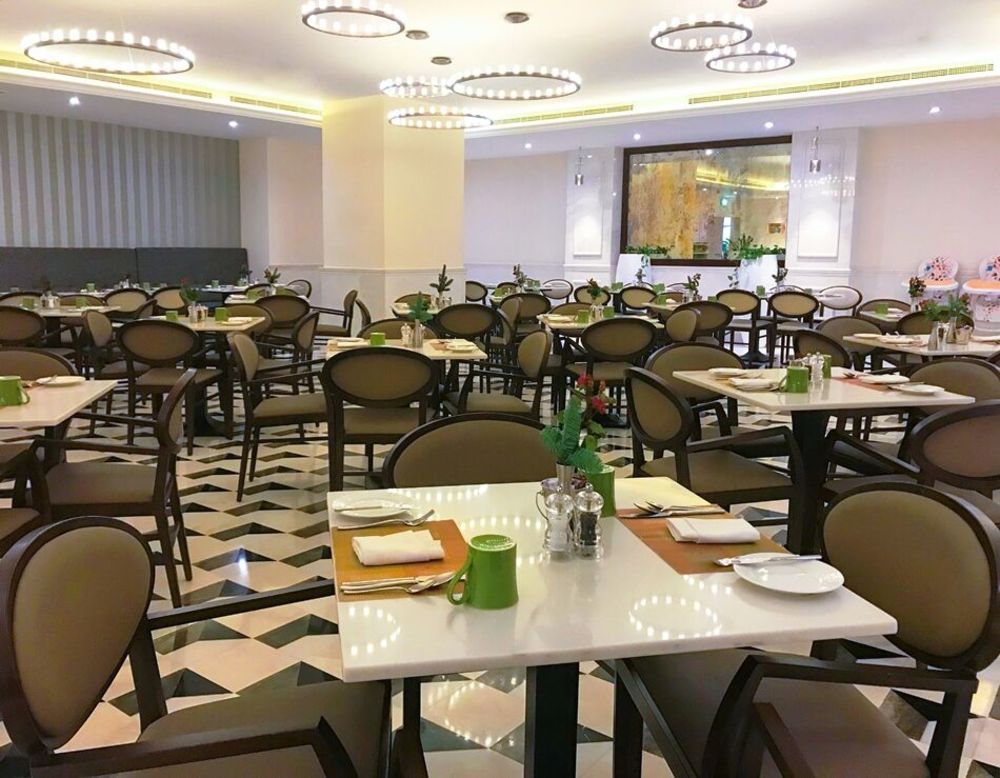 Elite Byblos Hotel – Mall of The Emirates фото 27