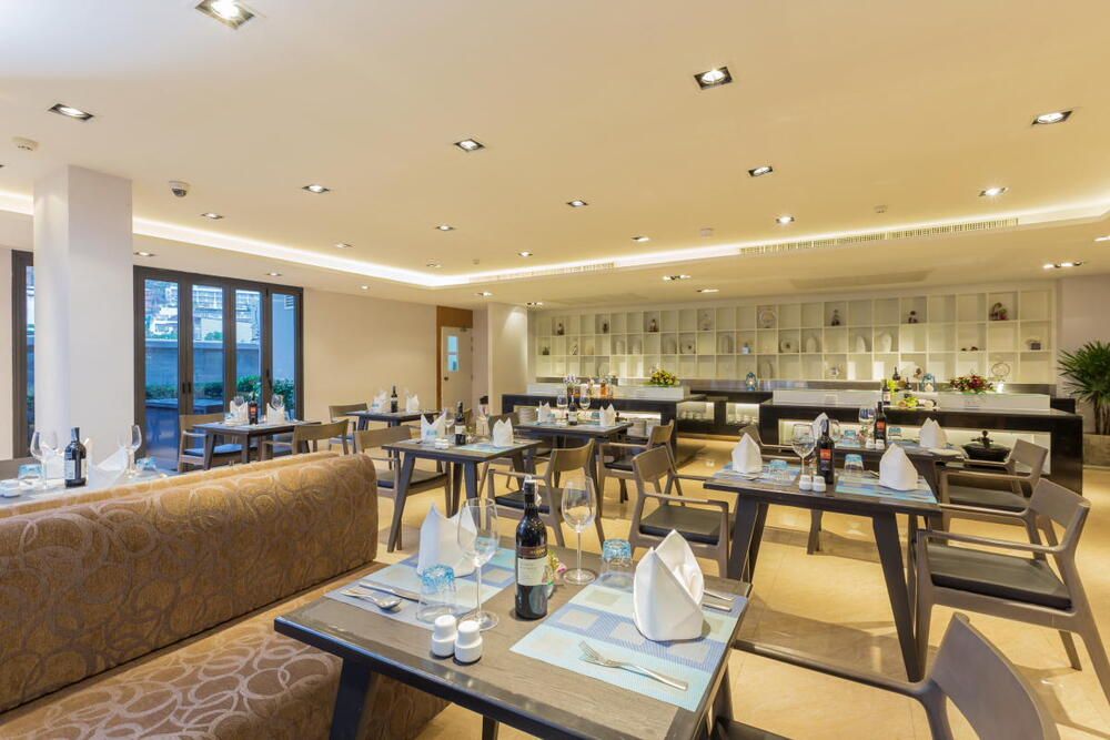 The Charm Resort Phuket фото 34