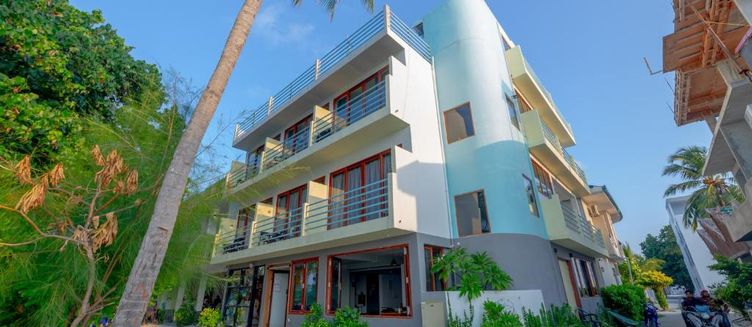 Фото отеля Beach House Dhiffushi