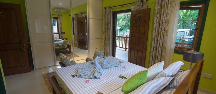 Фото отеля Pension Michel Villa Roche Bois