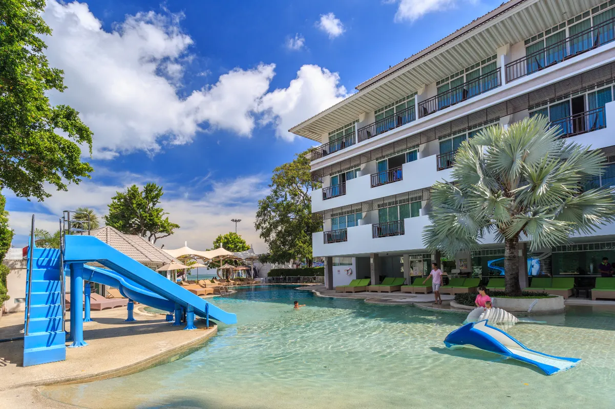 D Beach Pattaya Discovery Beach Hotel фото 10