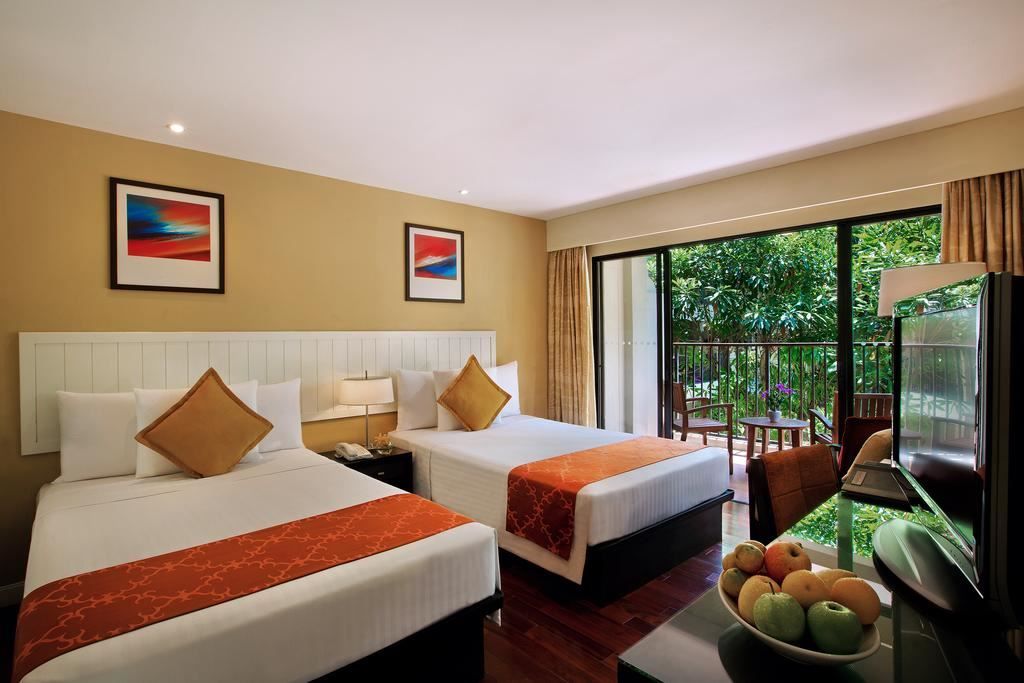 Holiday Inn Resort Phuket Surin Beach фото 79