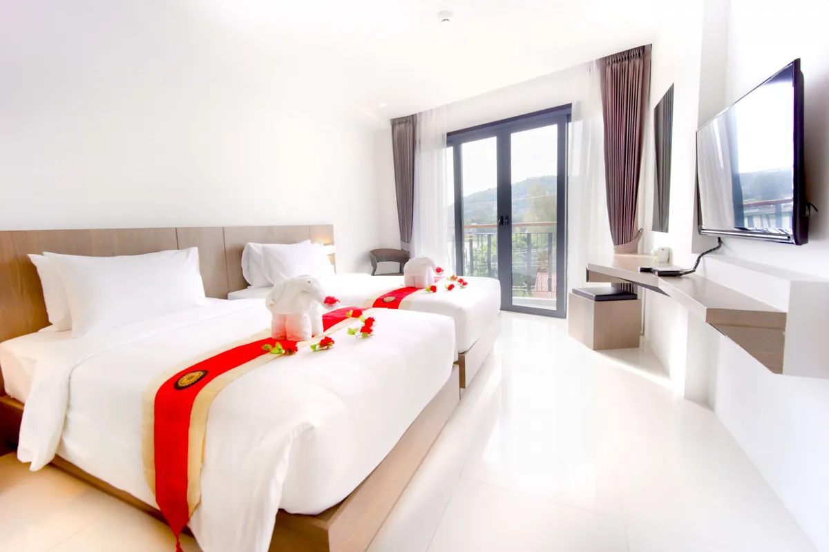 Phoenix Karon Beach Hotel фото 4
