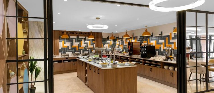 Фото отеля Hampton By Hilton Sisli Hotel