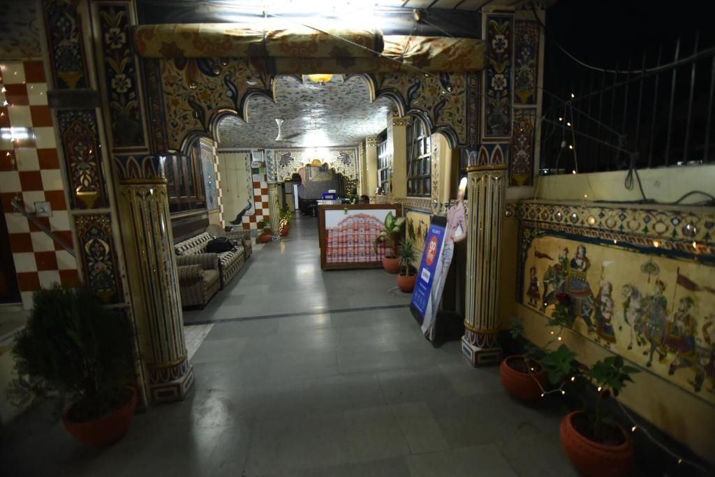 Hotel Vaishnavi фото 1