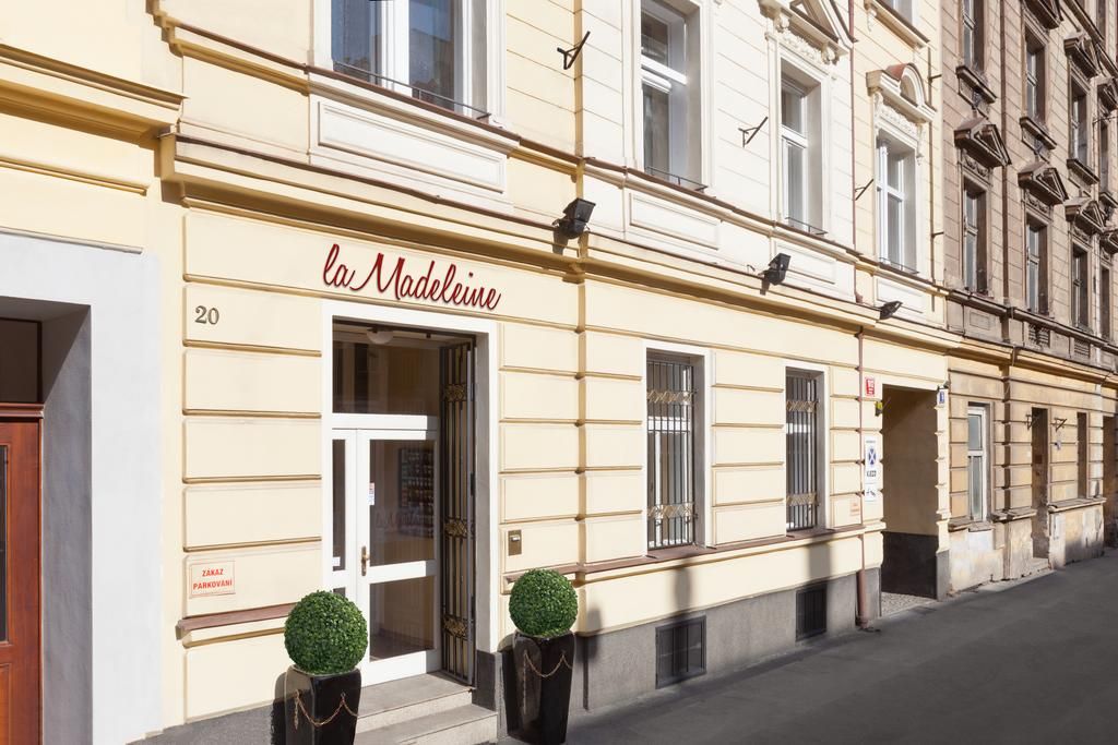 Hotel La Madeleine фото 0