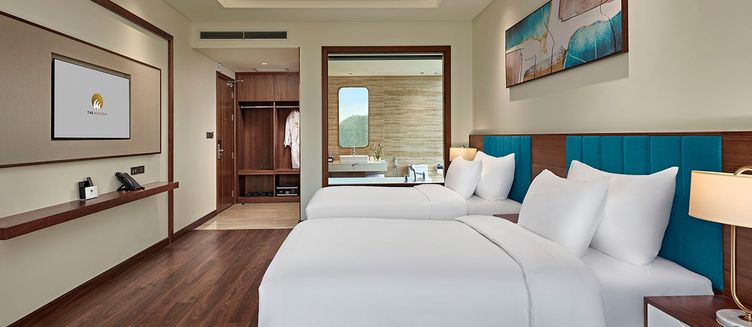 Фото отеля The Watson Premium Halong