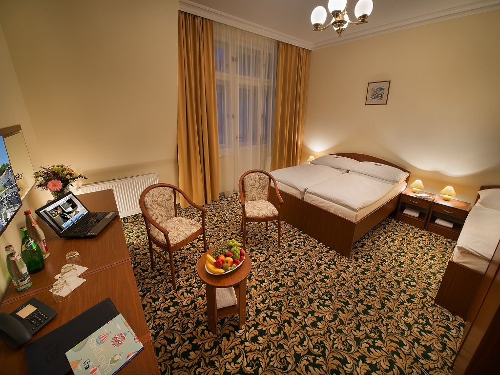 EuroAgentur Hotel Elefant фото 0