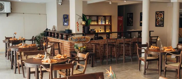 Фото отеля Neevana Hotel Hikkaduwa