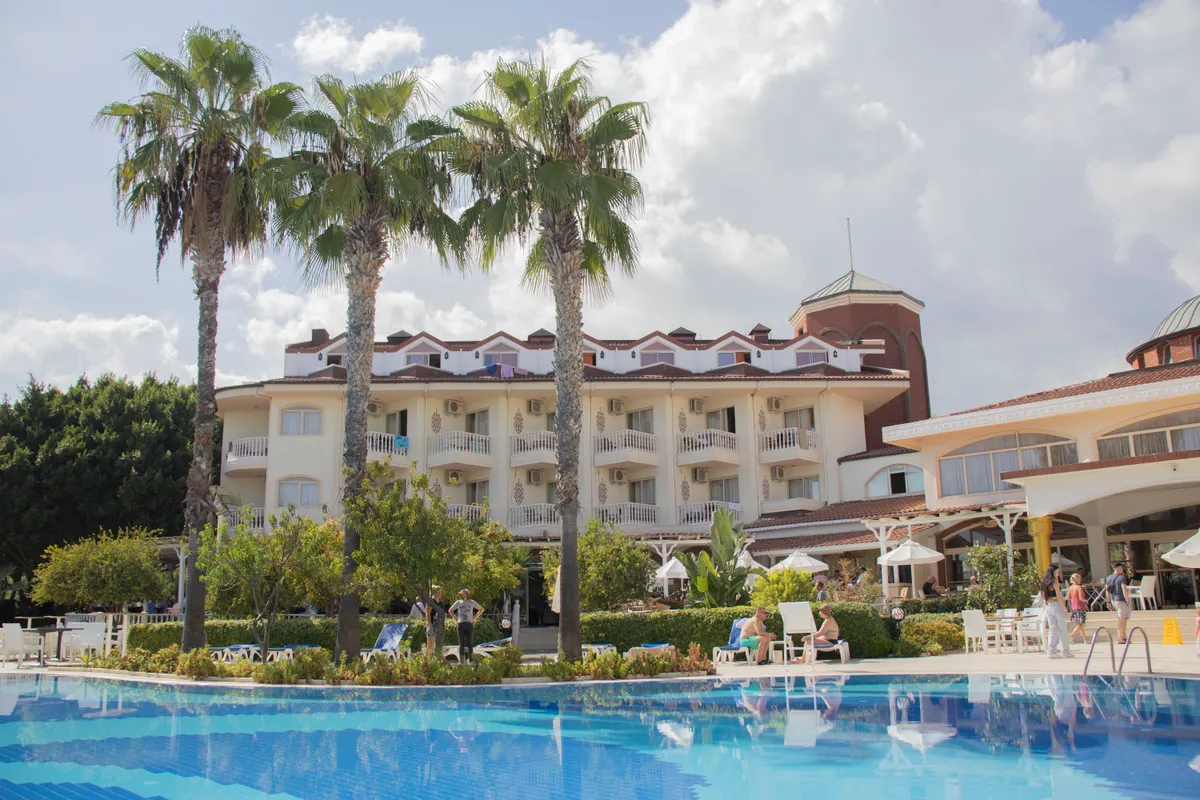 Larissa Sultan's Beach Hotel фото 65