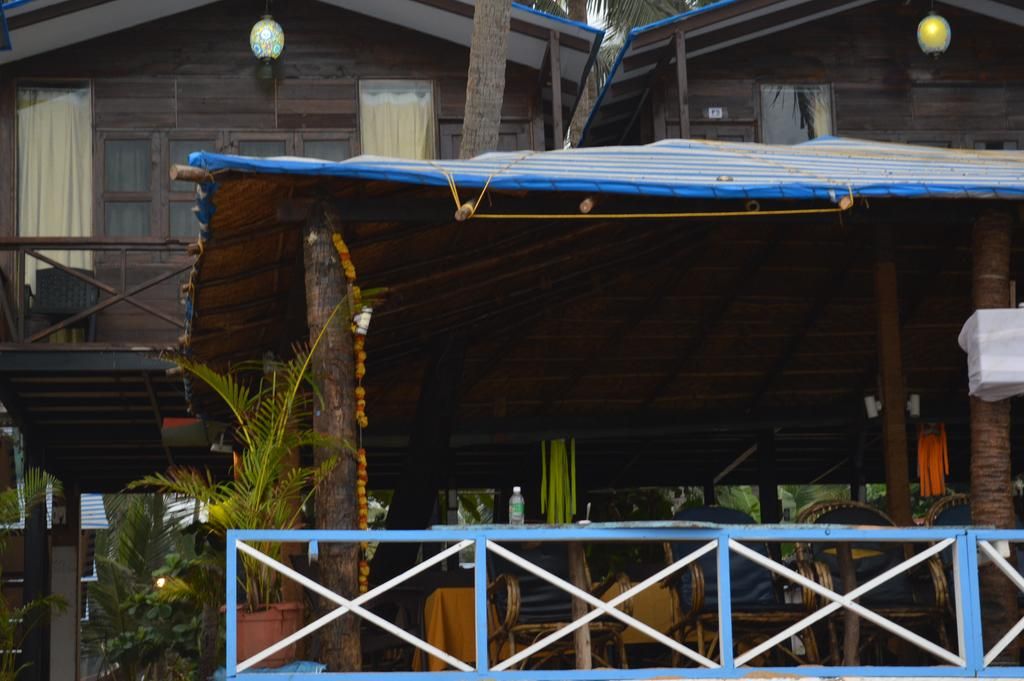 Royal Touch Beach Huts фото 31