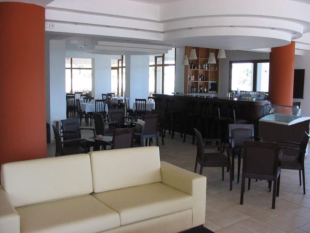 Maranton Beach Hotel фото 57