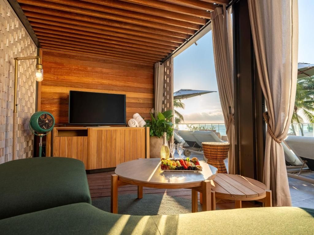 The Diplomat Beach Resort Hollywood, Curio Collection by Hilton фото 3