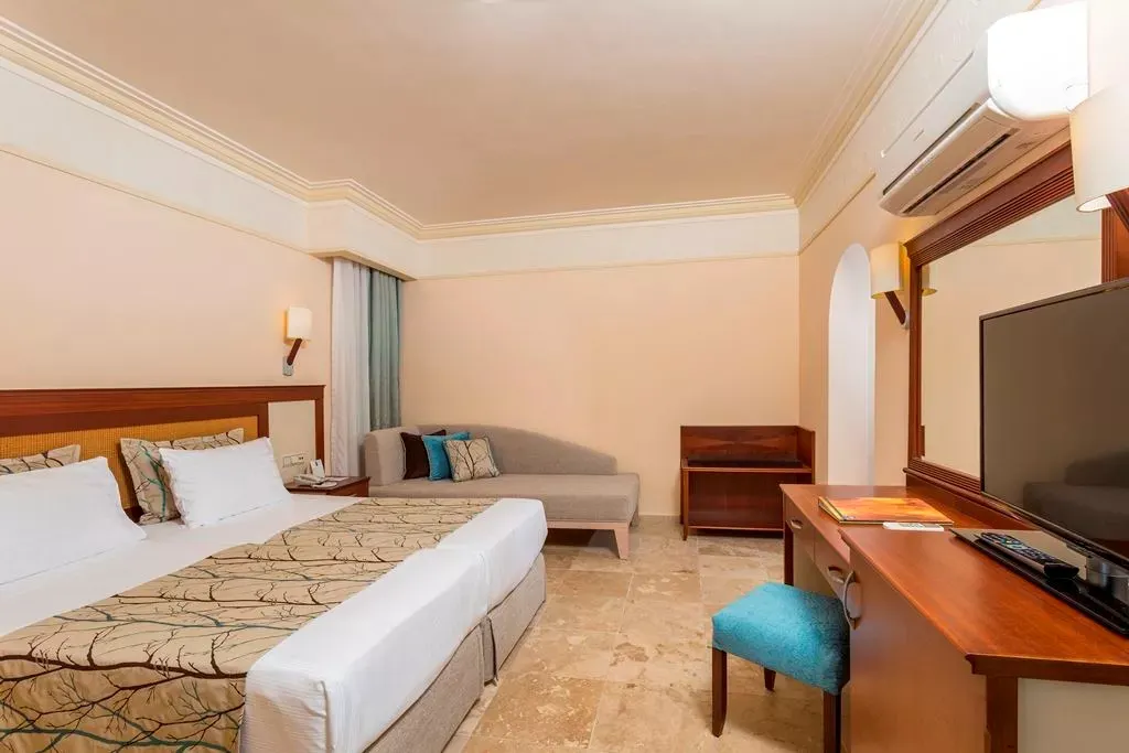Club Melas Prive фото 4