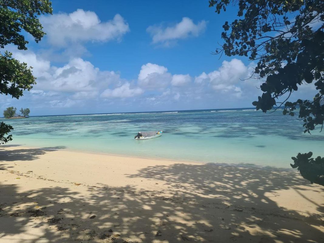 La Digue Luxury Beach Bungalow фото 8