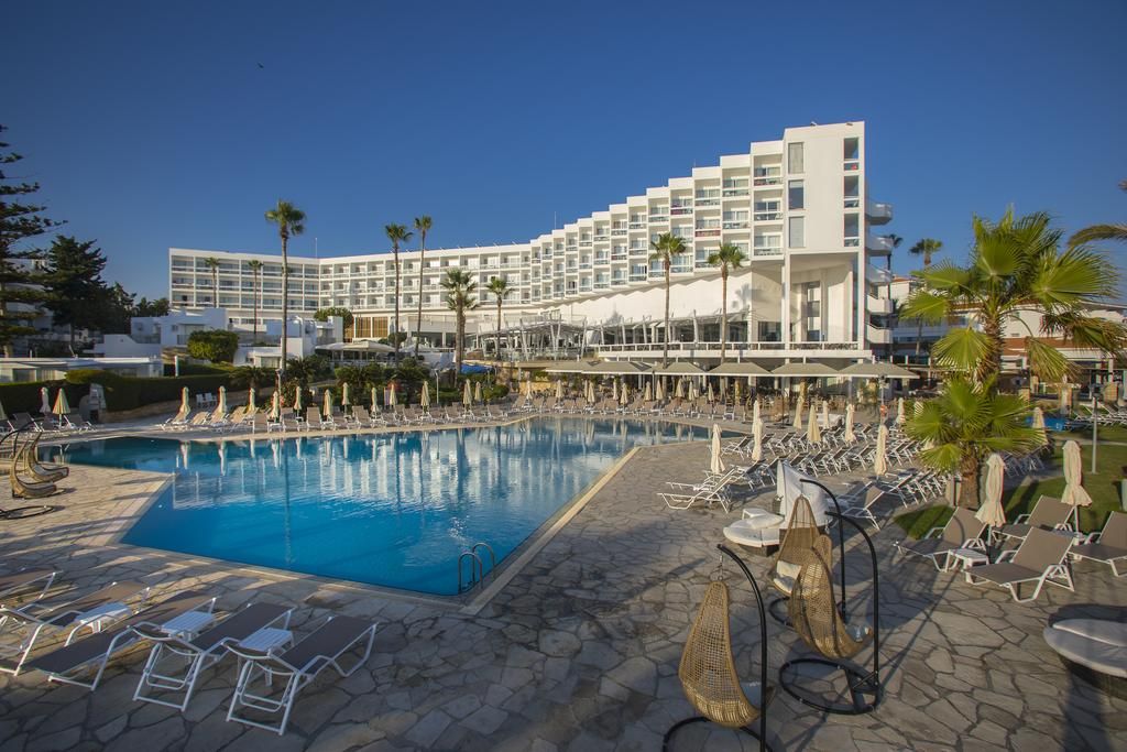 Leonardo Plaza Cypria Maris Beach Hotel & Spa (Adults Only) фото 0