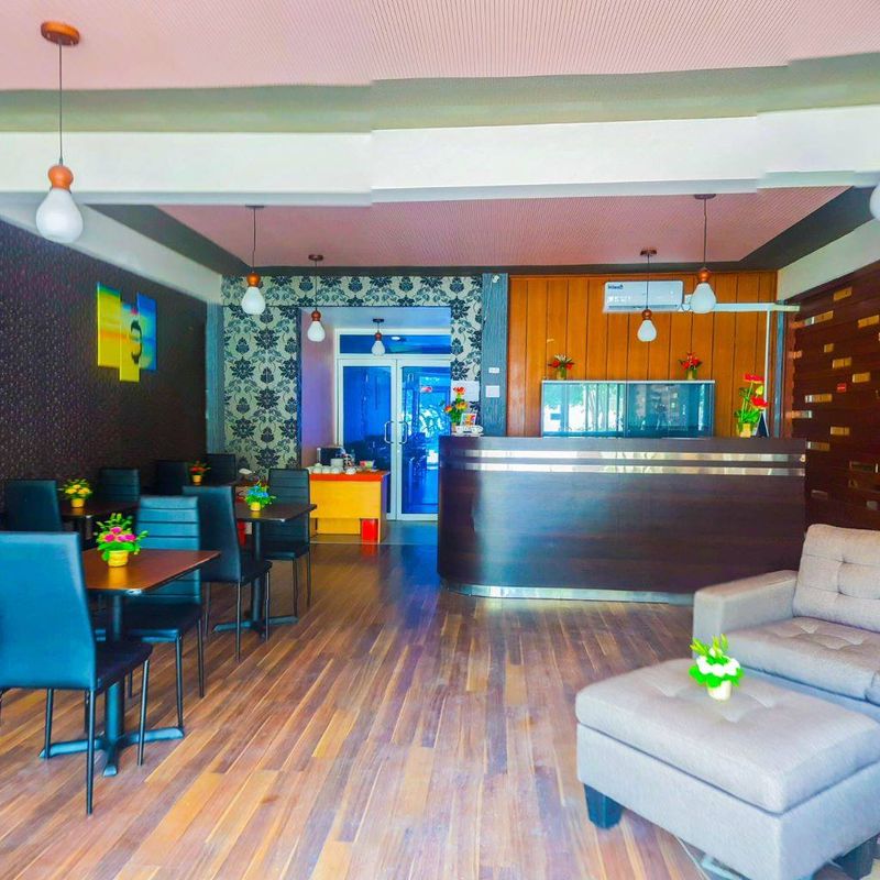 Seasun Beach Hotel фото 2