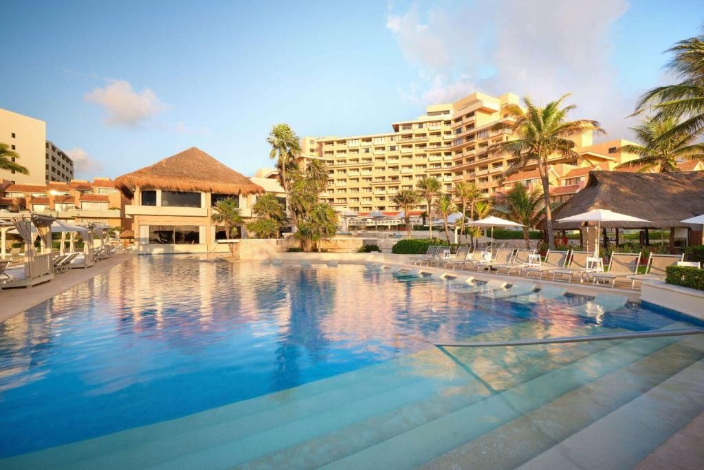 Omni Cancun Hotel & Villas фото 7