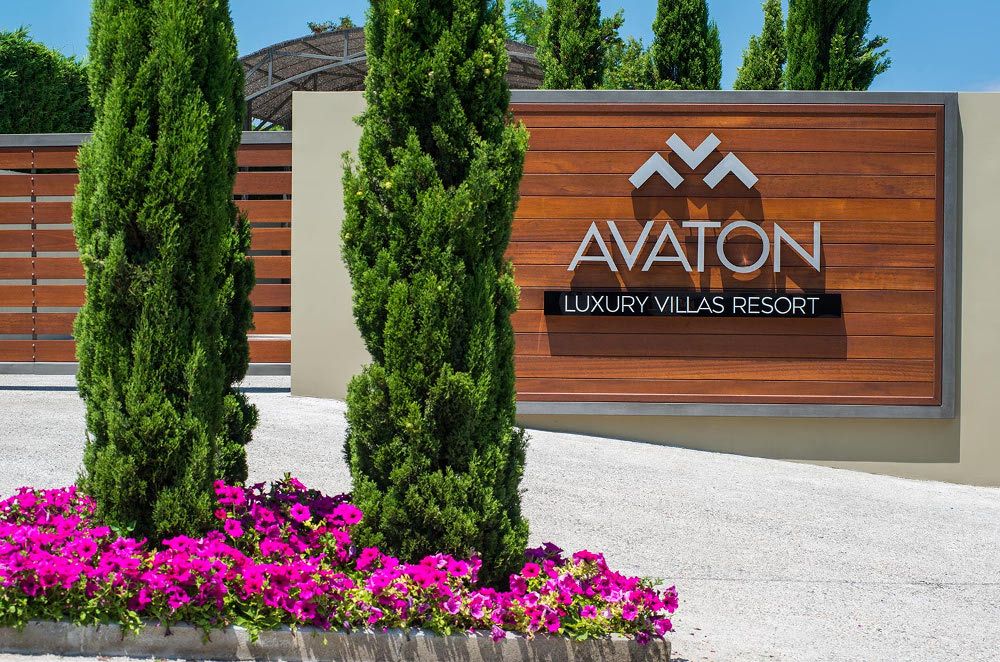 Avaton Luxury Villas Resort фото 26