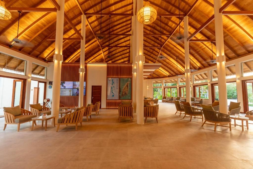 Meeru Island Resort & Spa фото 86